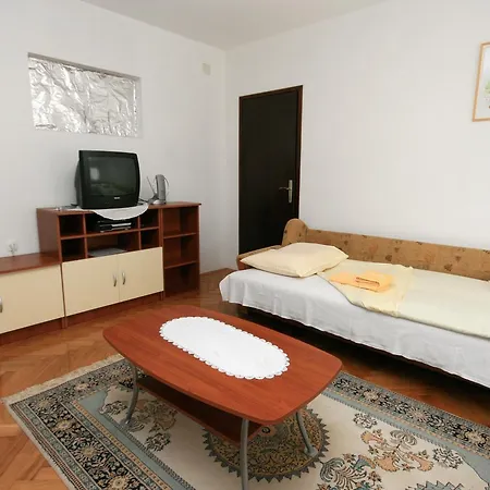 Apartment 5514b *